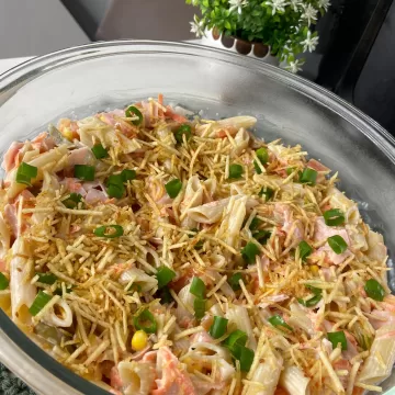 Macarronese com creme de alho