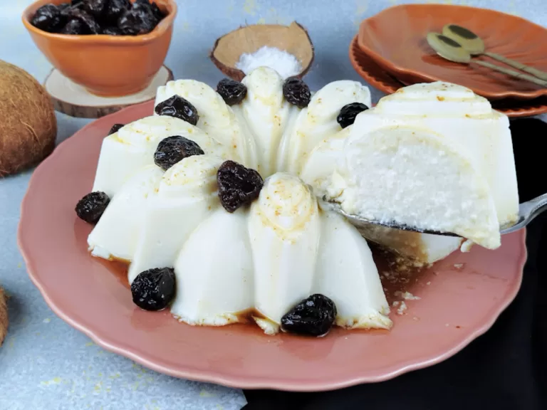 Receita de Manjar de coco com ameixa