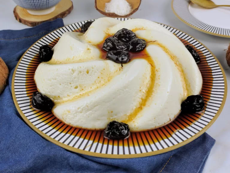 Receita de Manjar de coco com creme de leite