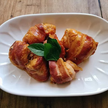 Medalhão de frango com bacon simples