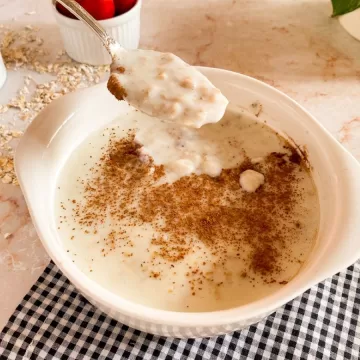 Mingau de aveia com leite em pó