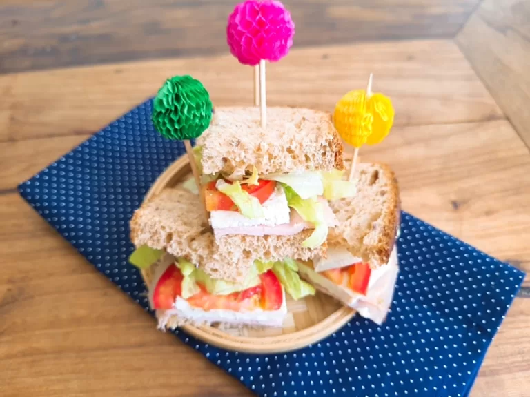 Receita de Minissanduíche de peru e ricota