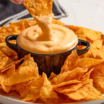 Molho cheddar com 2 ingredientes
