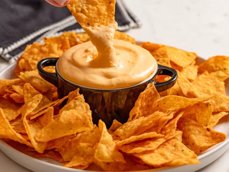 Receita de Molho cheddar com 2 ingredientes