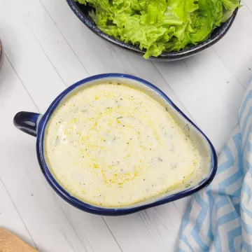 Molho de iogurte com hortelã