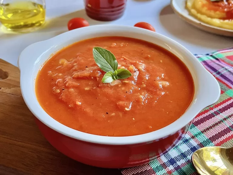 Receita de Molho de tomate caseiro rápido