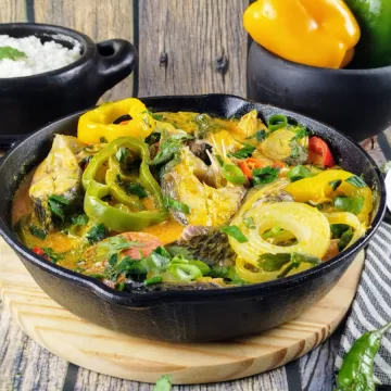 Moqueca de tilápia em postas