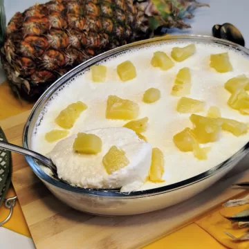 Mousse de abacaxi cremosa