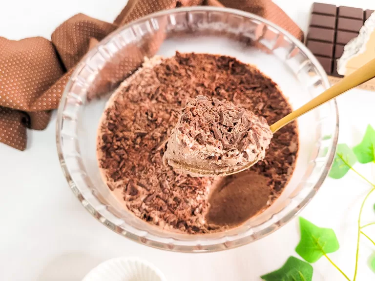 Receita de Mousse de chocolate com chantilly