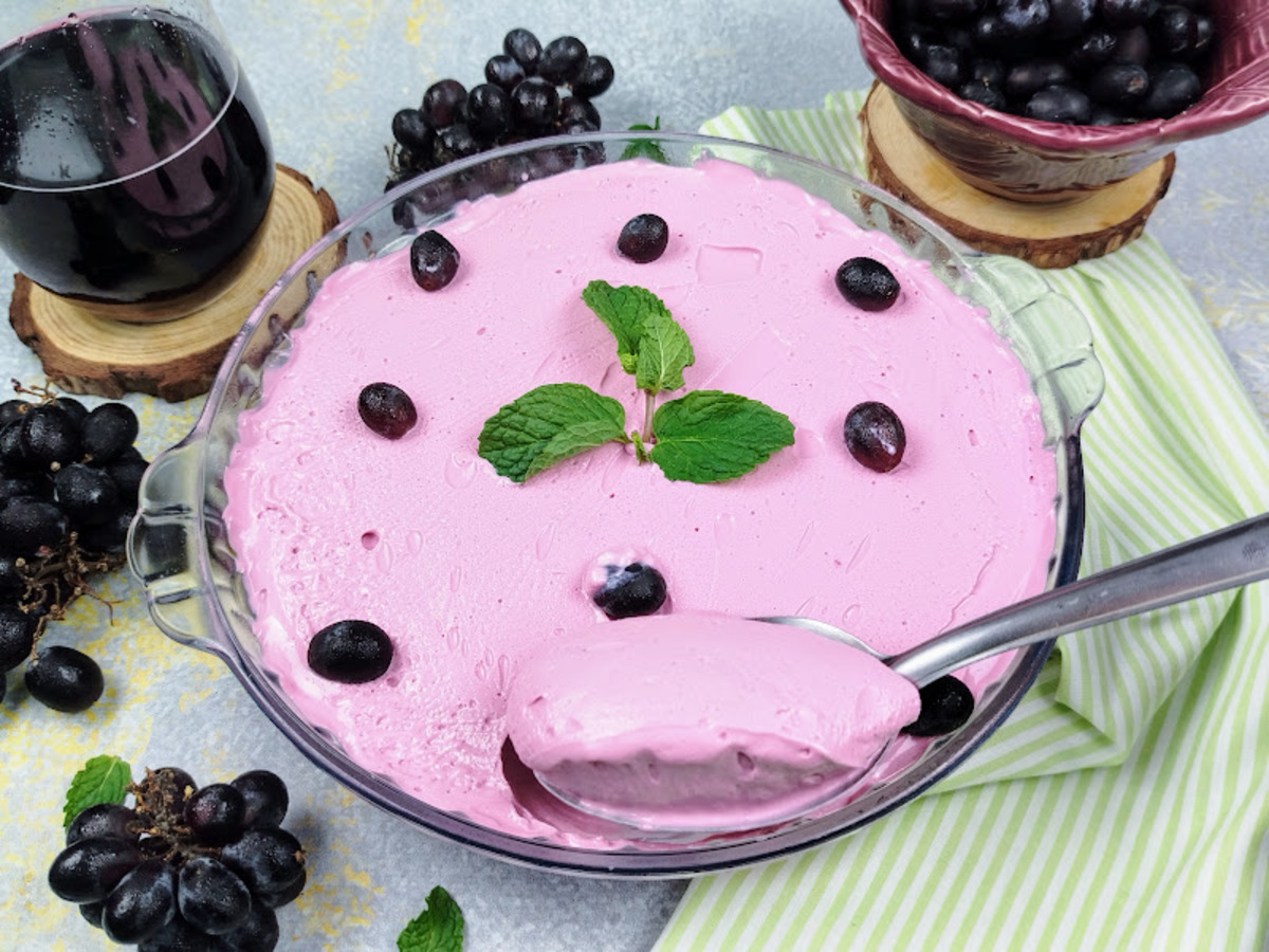 Mousse de uva com Tang