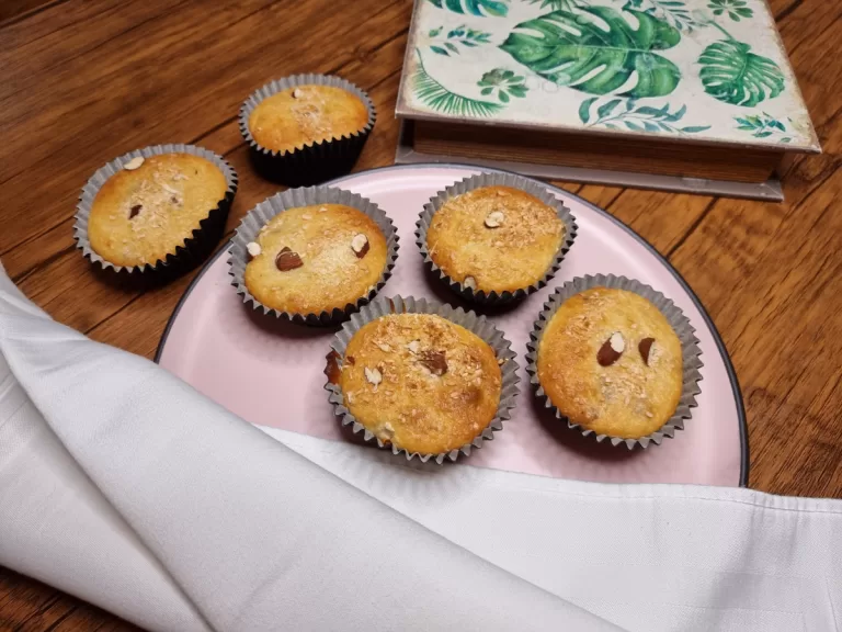 Receita de Muffin de coco com amêndoas