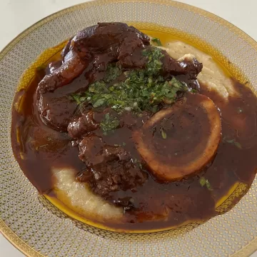 Ossobuco com polenta cremosa