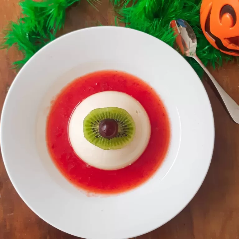 Receita de Panna cotta de olho sangrento