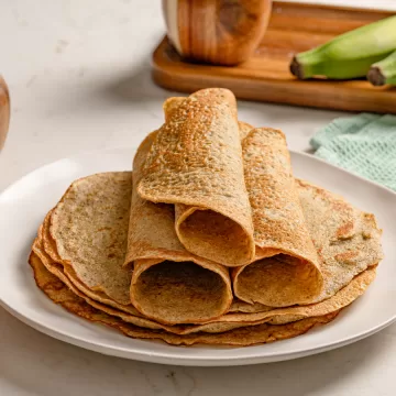 Panqueca com farinha de banana-verde