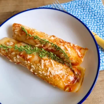 Panqueca de frango com requeijão