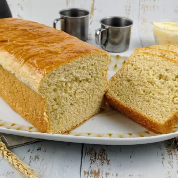 Pão caseiro simples e rápido