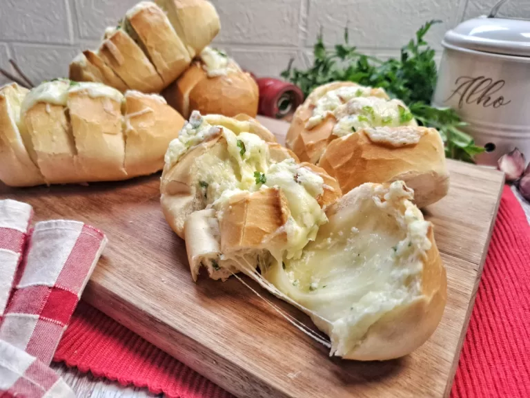 Receita de Pão de alho caseiro na airfryer
