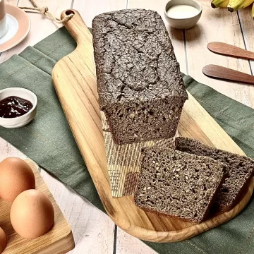Pão de farinha de banana verde