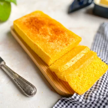 Pão de fubá de liquidificador sem glúten