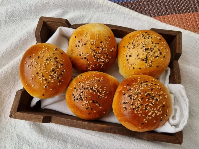 Receita de Pão de hambúrguer caseiro