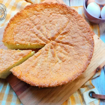 Pão de ló com 3 ingredientes