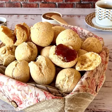 Pão de queijo com aveia