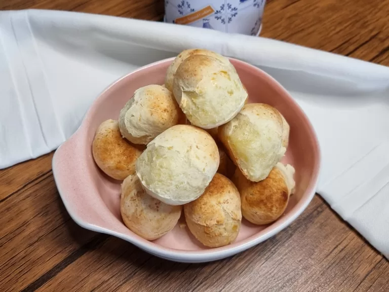 Receita de Pão de queijo de batata-doce fácil