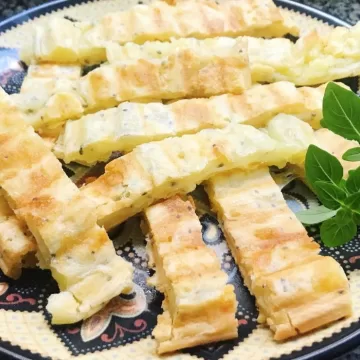 Pão de queijo na sanduicheira
