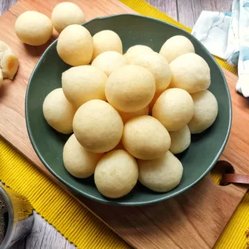 Pão de queijo vegano