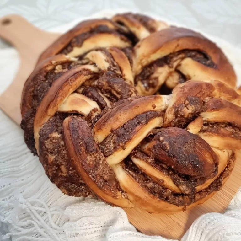 Receita de Pão doce com creme de avelã e paçoca
