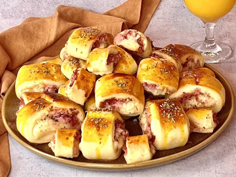 Receita de Pãozinho de frios