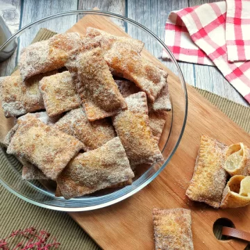 Pastel de banana com canela