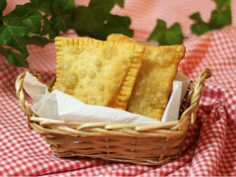 Receita de Pastel de feira de carne moída