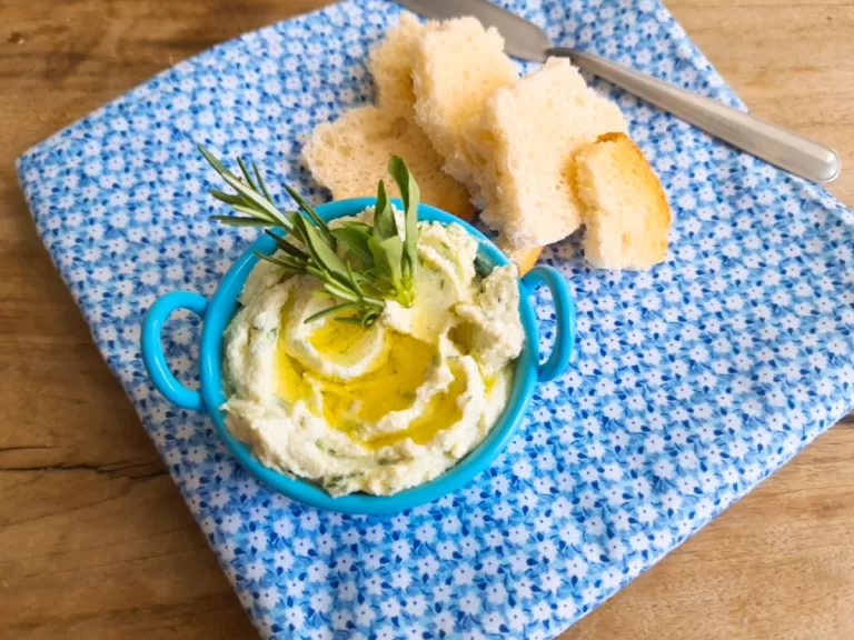 Receita de Patê de ricota com ervas