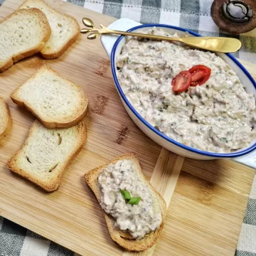 Patê de sardinha com maionese