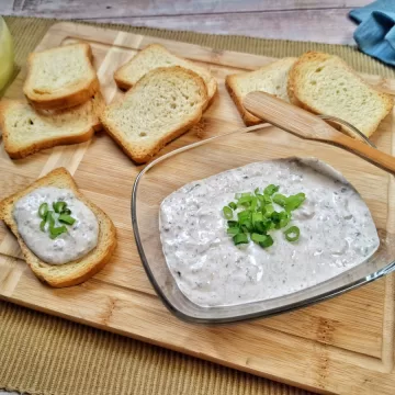 Patê de sardinha simples