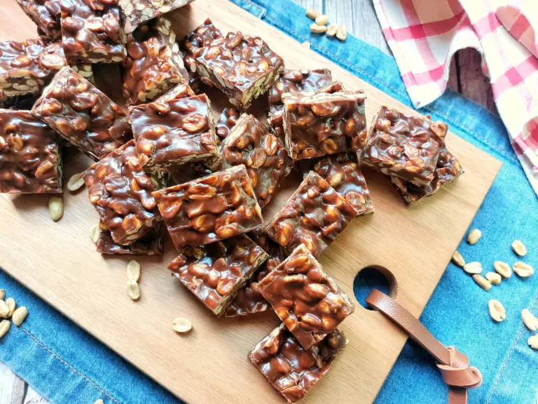 Receita de Pé-de-moleque de chocolate