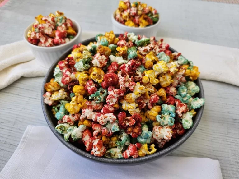 Receita de Pipoca doce colorida