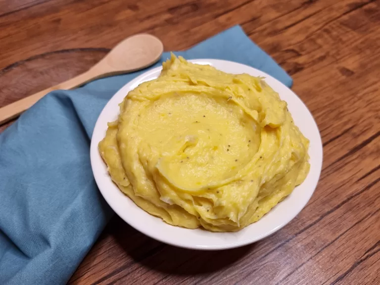 Receita de Purê de banana-da-terra fácil
