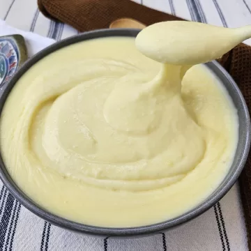 Purê de batata com queijo simples
