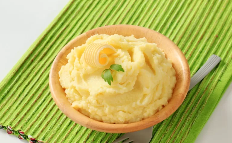 Receita de Purê de mandioca com queijo