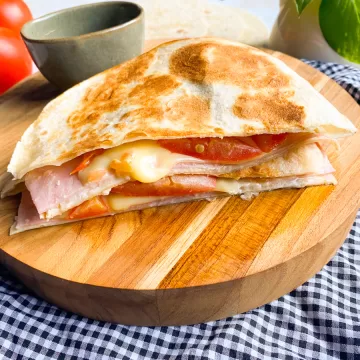 Quesadilla com presunto