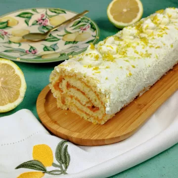 Rocambole de limão-siciliano