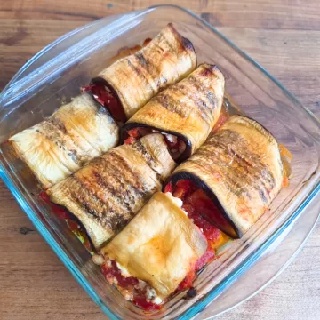 Rolinhos de berinjela low carb