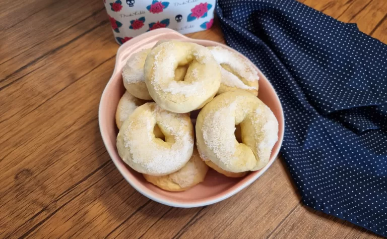 Receita de Rosquinha de pinga fácil
