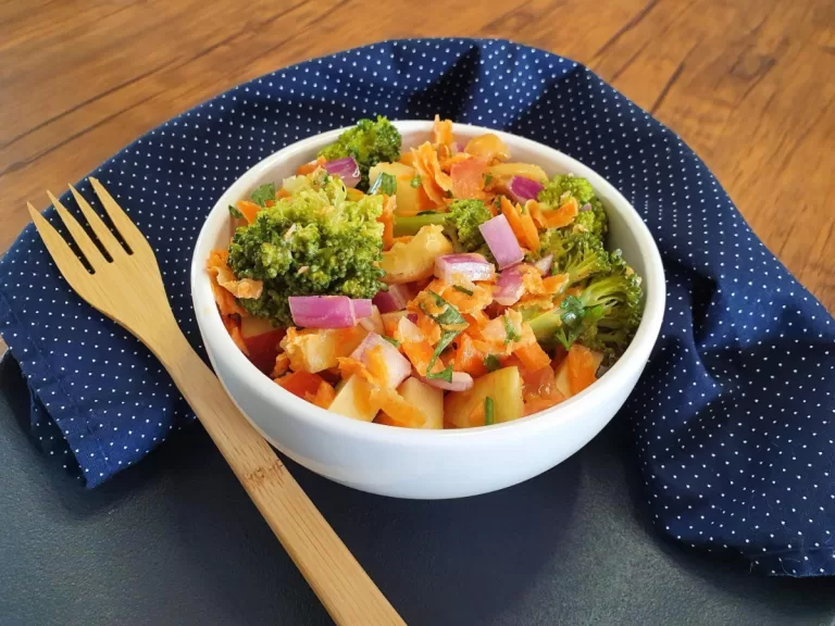 Receita de Salada colorida de brócolis