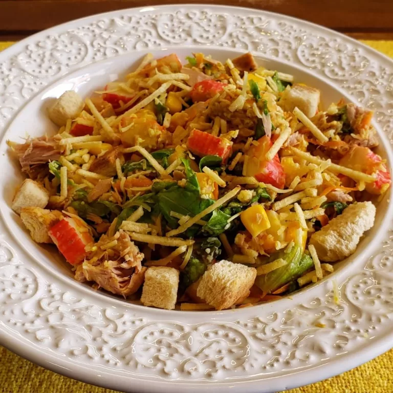 Receita de Salada crocante de atum