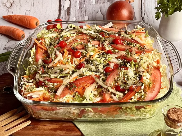 Receita de Salada de acelga com cenoura