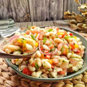 Salada de feijão-branco