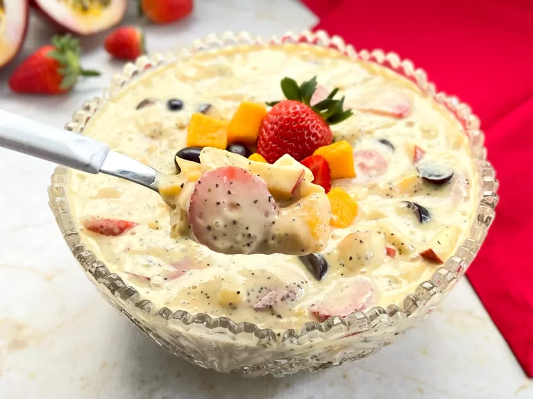 Receita de Salada de frutas com maracujá